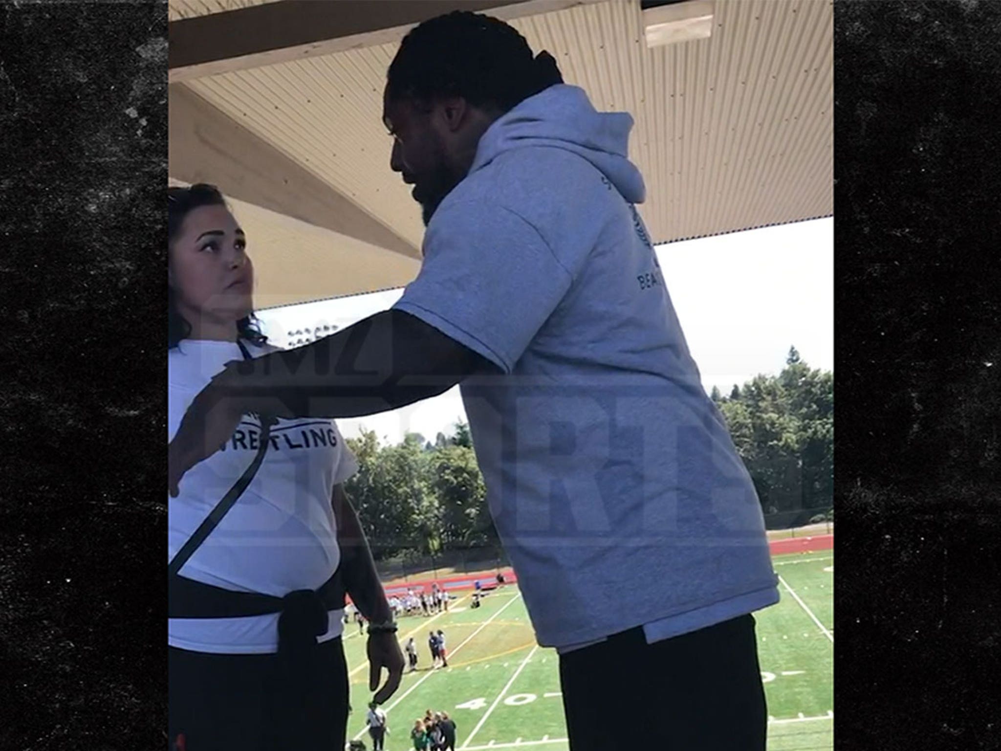 For Seahawks RB Marshawn Lynch and his mom, life now one big fairy