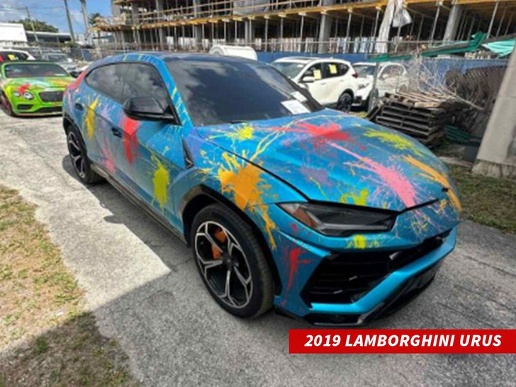 2019 LAMBORGHINI URUS