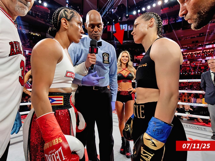 amanda serrano katie taylor Kourtney Hartenstein sub getty swipe