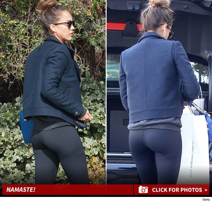 Jessica Alba wearing Spanx Tight-End Footless Tights/Leggings
