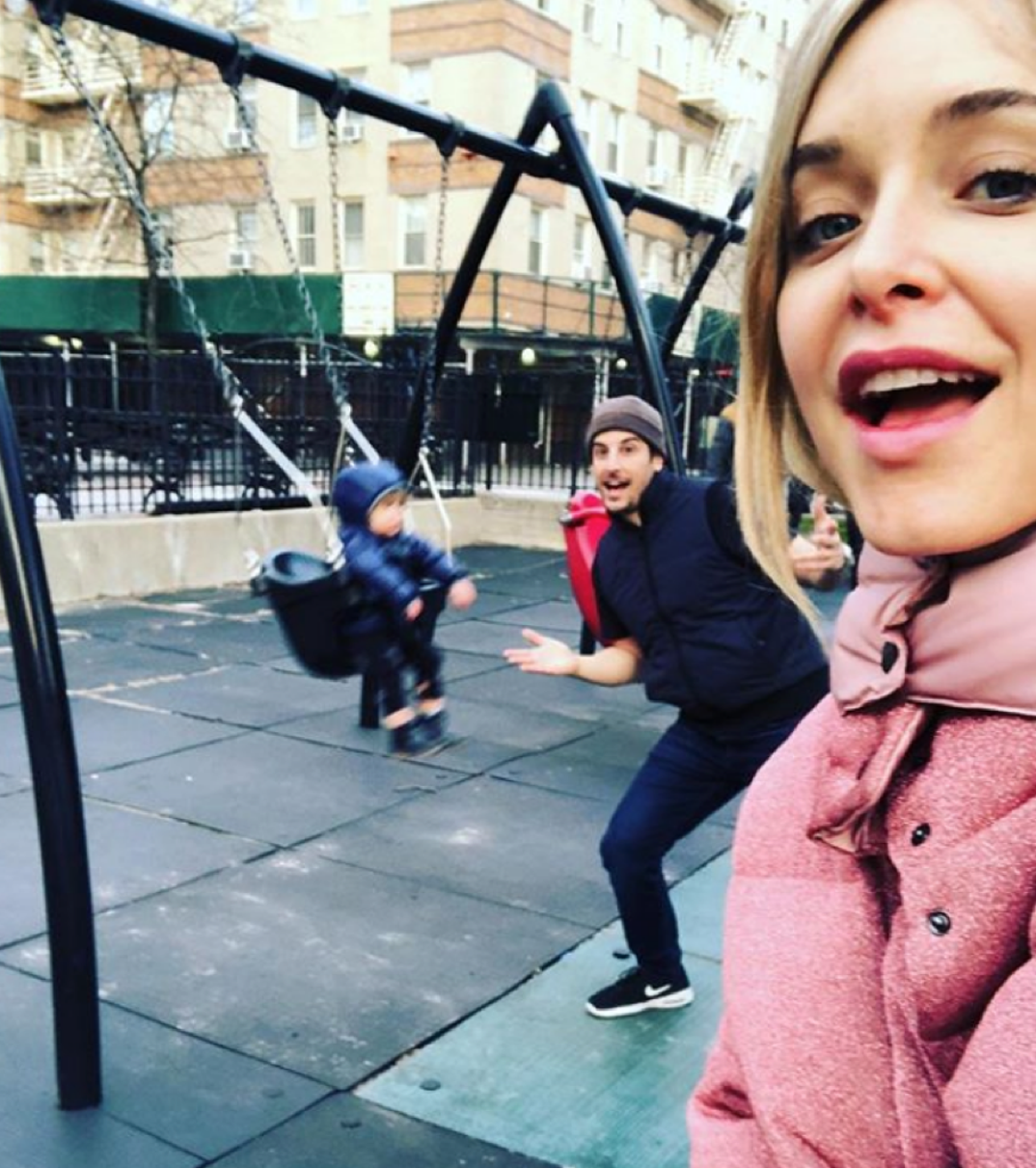 jason_biggs_jenny_mollen_family_photos12