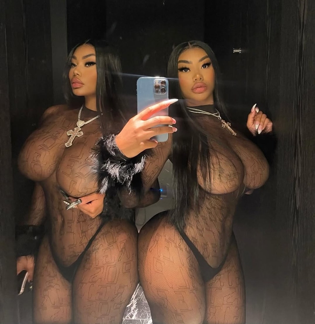 0320 Clermont Twins Hot Shots 11