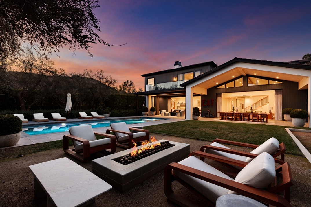 Lori Loughlin & Mossimo Home 51