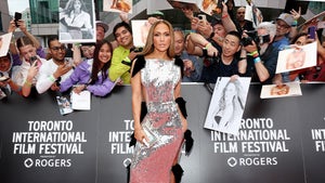 0906-Jennifer-Lopez-Red-Carpet-Unstoppable-Sub1