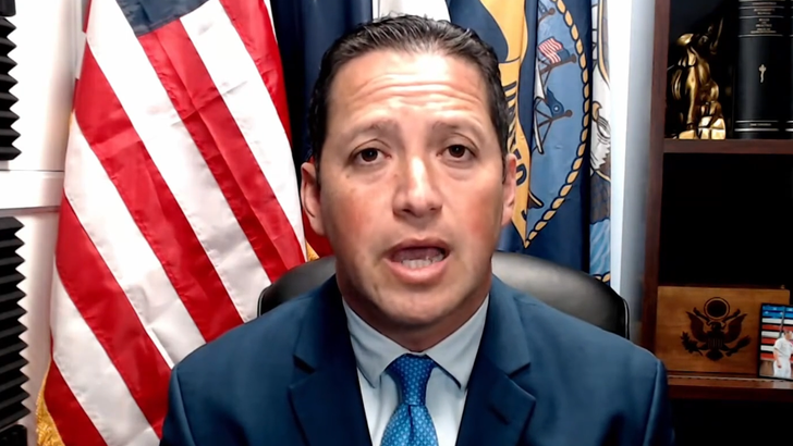 030526 tony gonzales kal