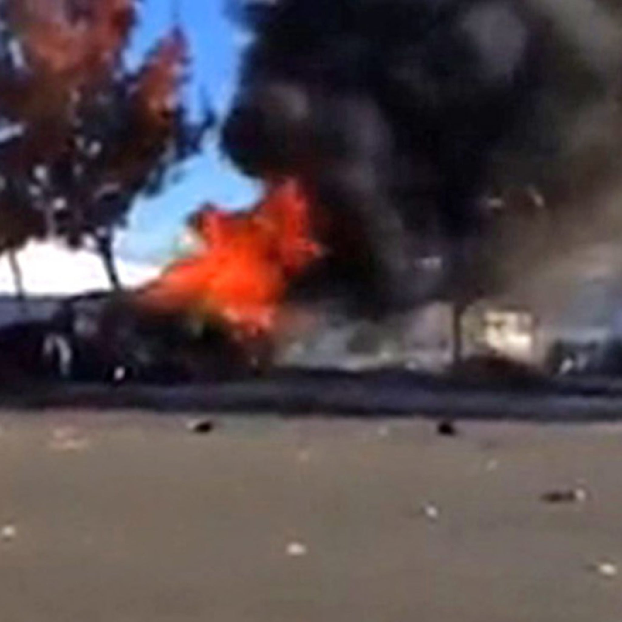 gevoeligheid Voorbijganger vonk Paul Walker's Fiery Wreck -- Seconds After the Crash