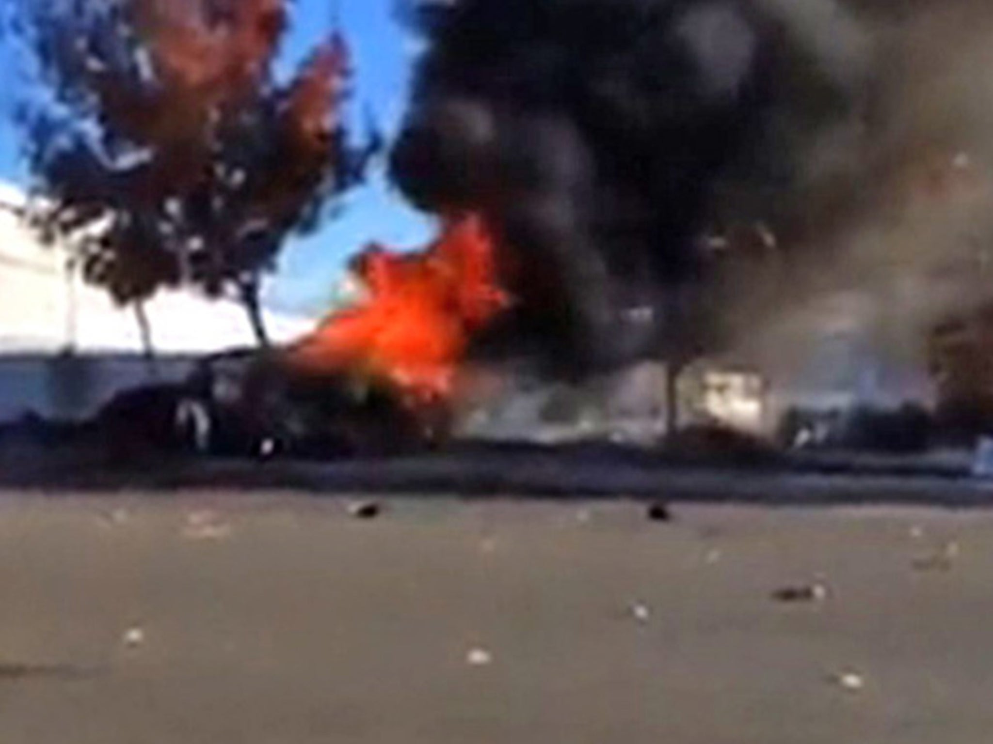Bejaarden Warmte venster Paul Walker's Fiery Wreck -- Seconds After the Crash