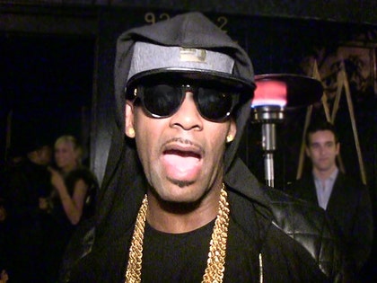 0717-r-kelly-TMZ-01