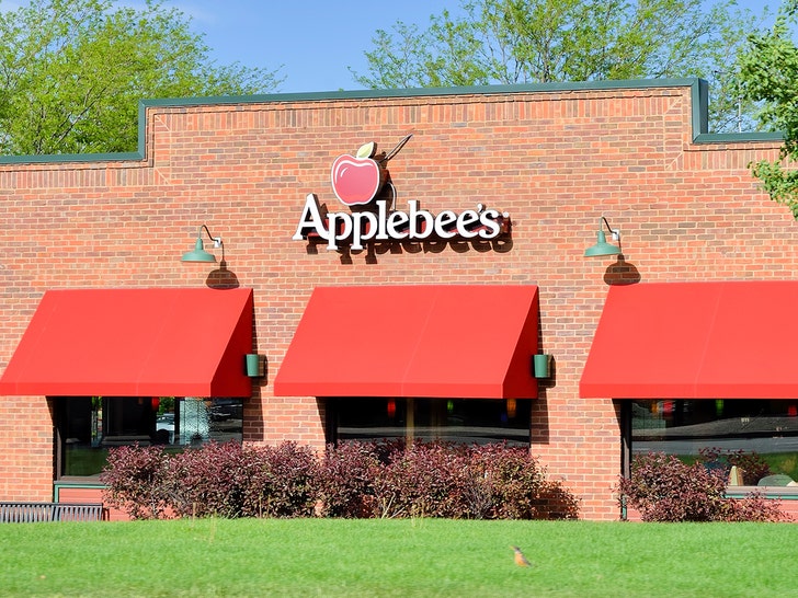 Applebee’s Franchise Exec Floats Lowering Wages Amid High Gas Prices