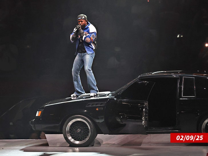 kendrick lamar super bowl lix sub getty swipe 2