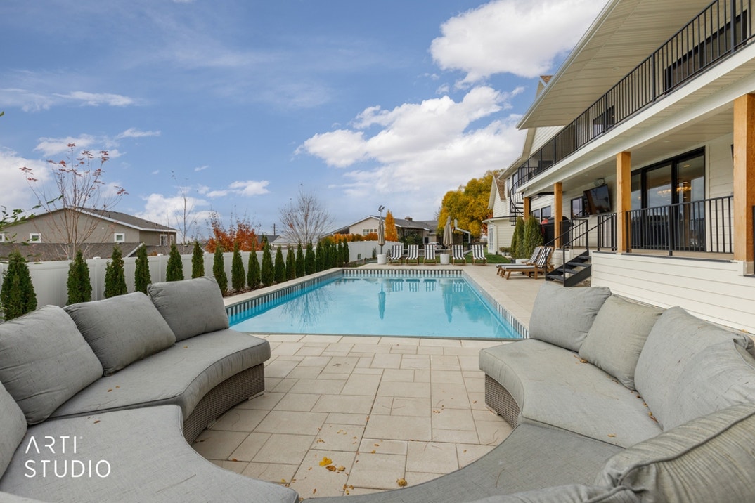 essi & Jordan Ngatikaura House 87