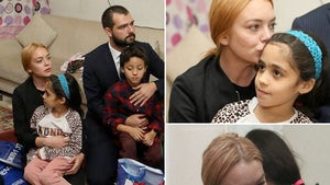 Lindsay Lohan -- Pulls an Angelina ... Visits Syrian Refugees (PHOTO GALLERY)