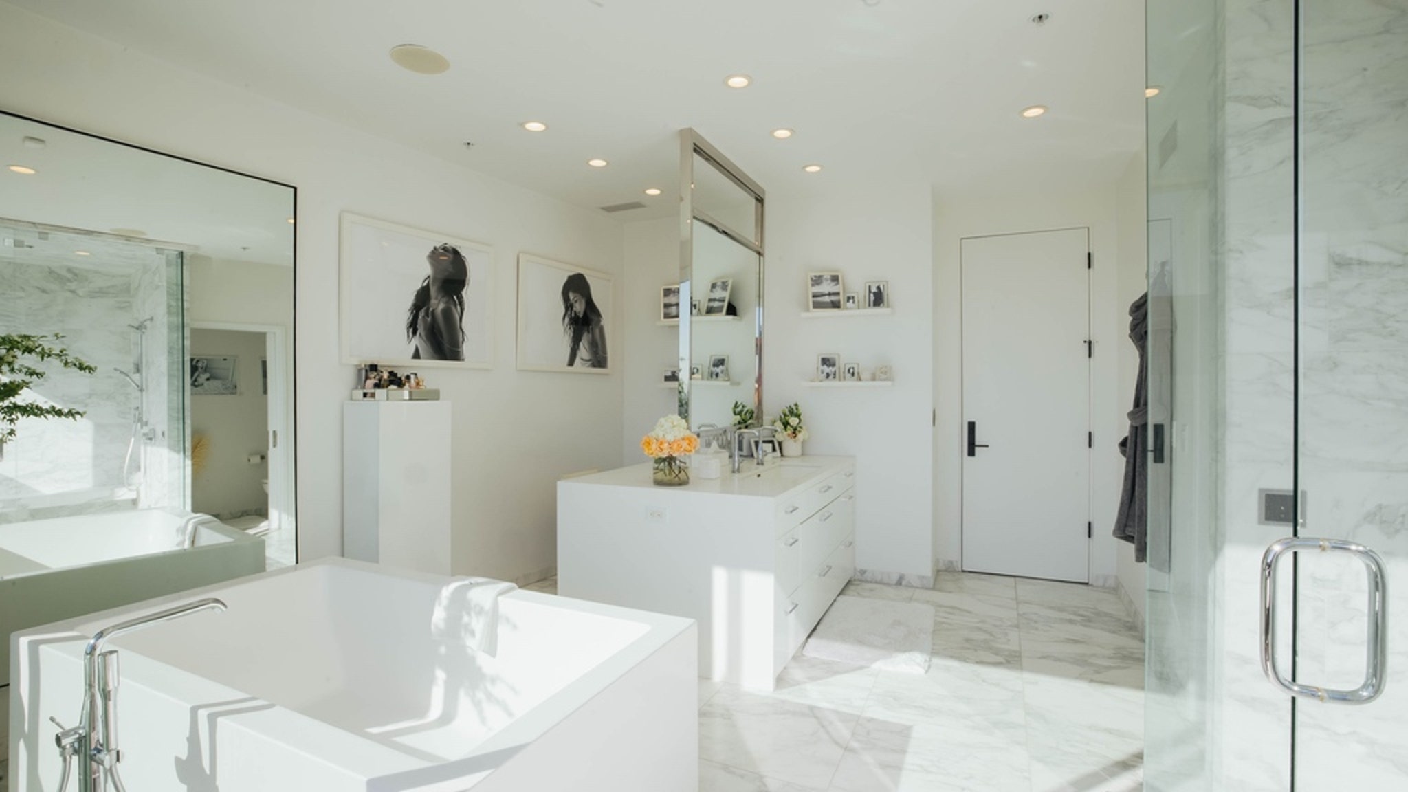 Nicole Scherzinger's MTV Crib