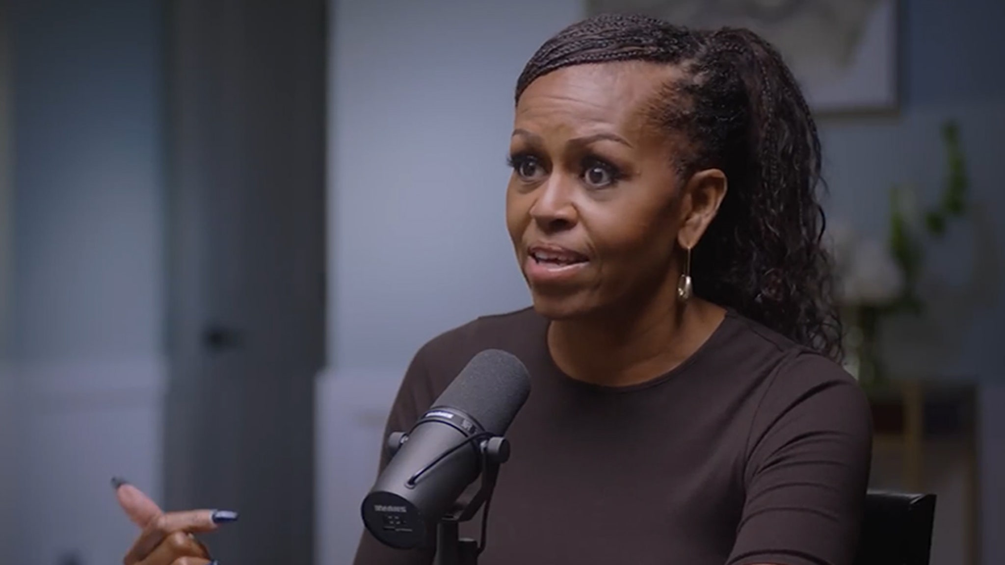 Michelle Obama Says Barack Told Her She's Next After Her Mom's Death