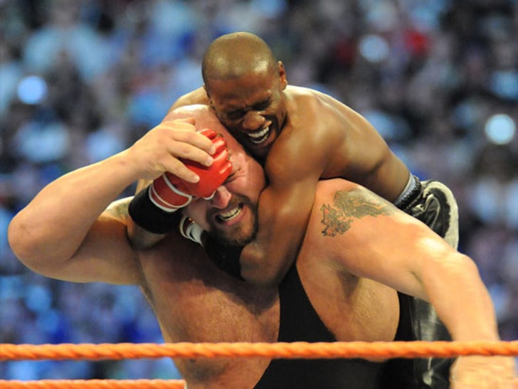 0926-floyd-mayweather-big-show-wrestlemania-getty