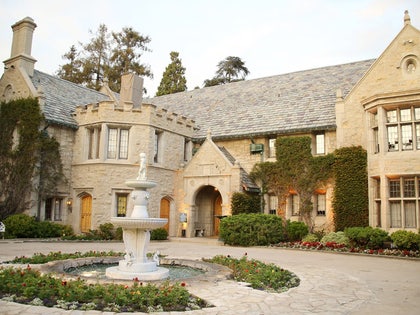 0606_playboy_mansion-getty-2