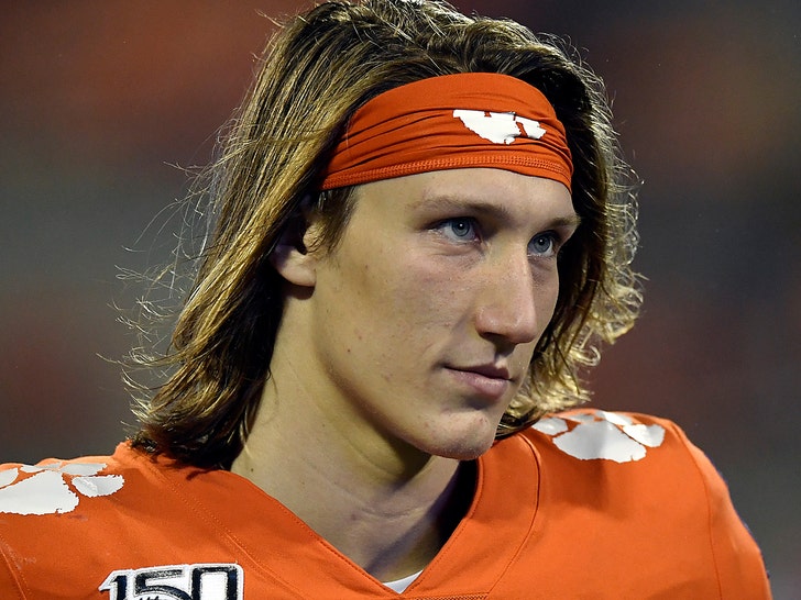 Trevor Lawrence Tests Positive For Covid 19 Clemson Qb To Miss Saturday S Game