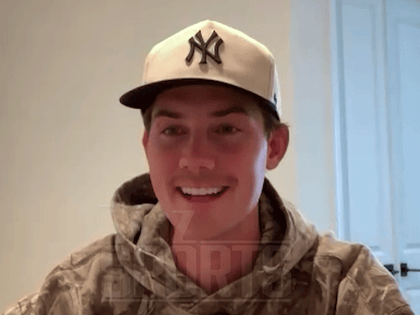 010626_cam_little_kick_ronaldo_kick