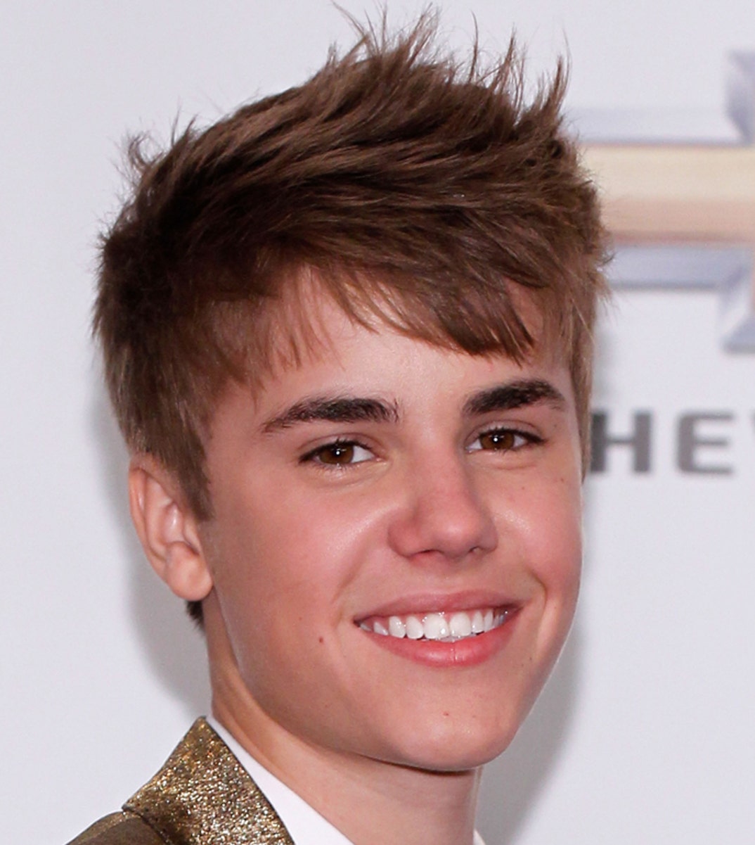 Justin Bieber's Hair History, image size:1074x1201