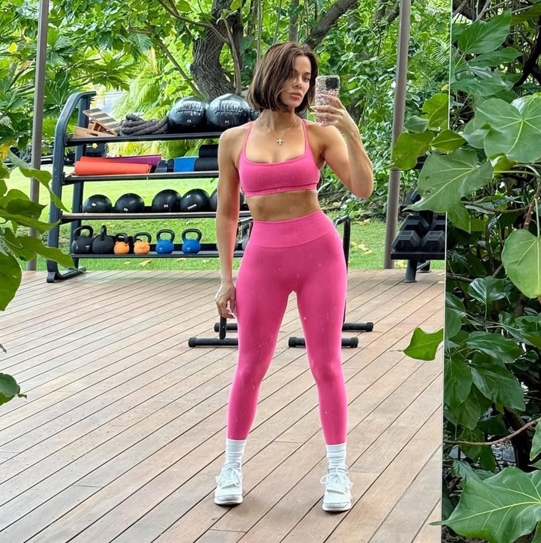 Khloe Kardashian Hot Shots 3