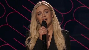 Kelsea Ballerini Opens CMT Awards with Tribute to Nashville Shooting Victims