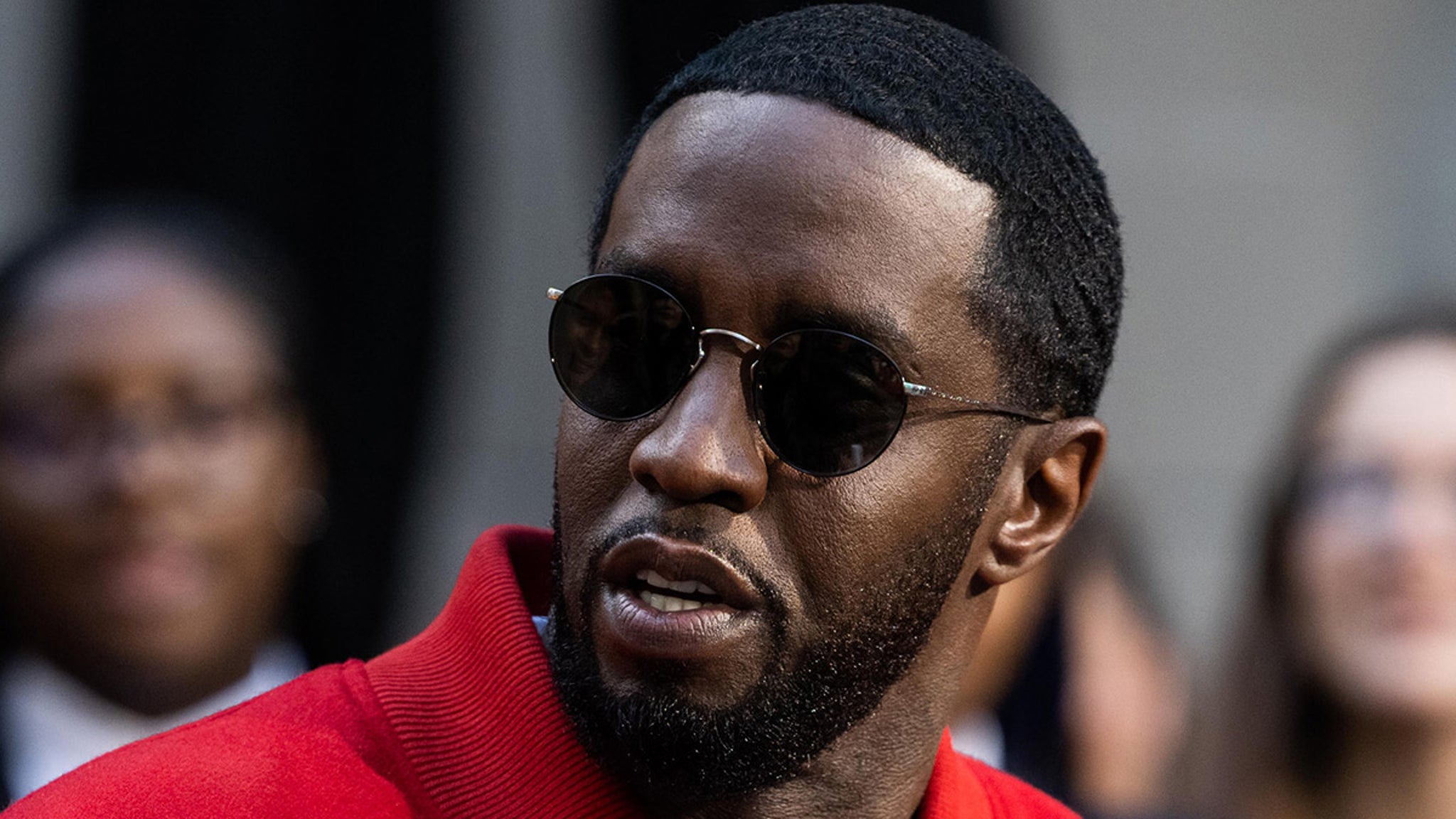Diddy's Defense Team Takes Shape Before Federal Trial thumbnail