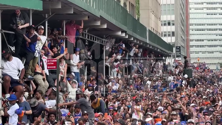 061826 fans climbing kal