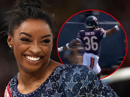 Jonathan Owens Called 'Mr. Biles' on Live TV After Blocked Punt Touchdown