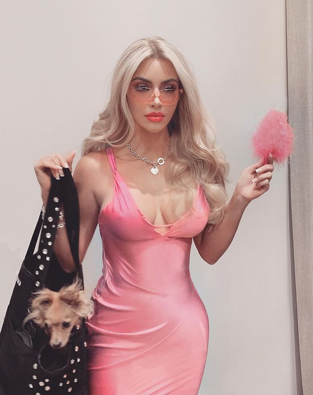 1020-Kim-Kardashian-Halloween-Costumes-Photos0