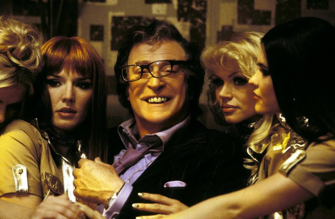 Austin Powers Movie Stills photos 0007