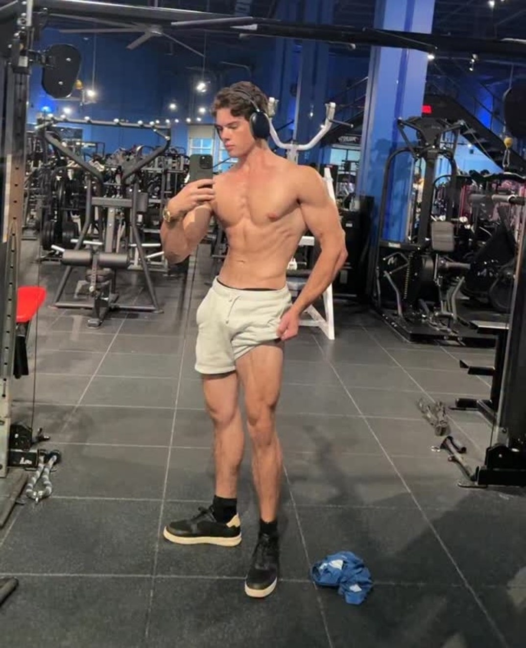 Clavicular Hot Shots 0