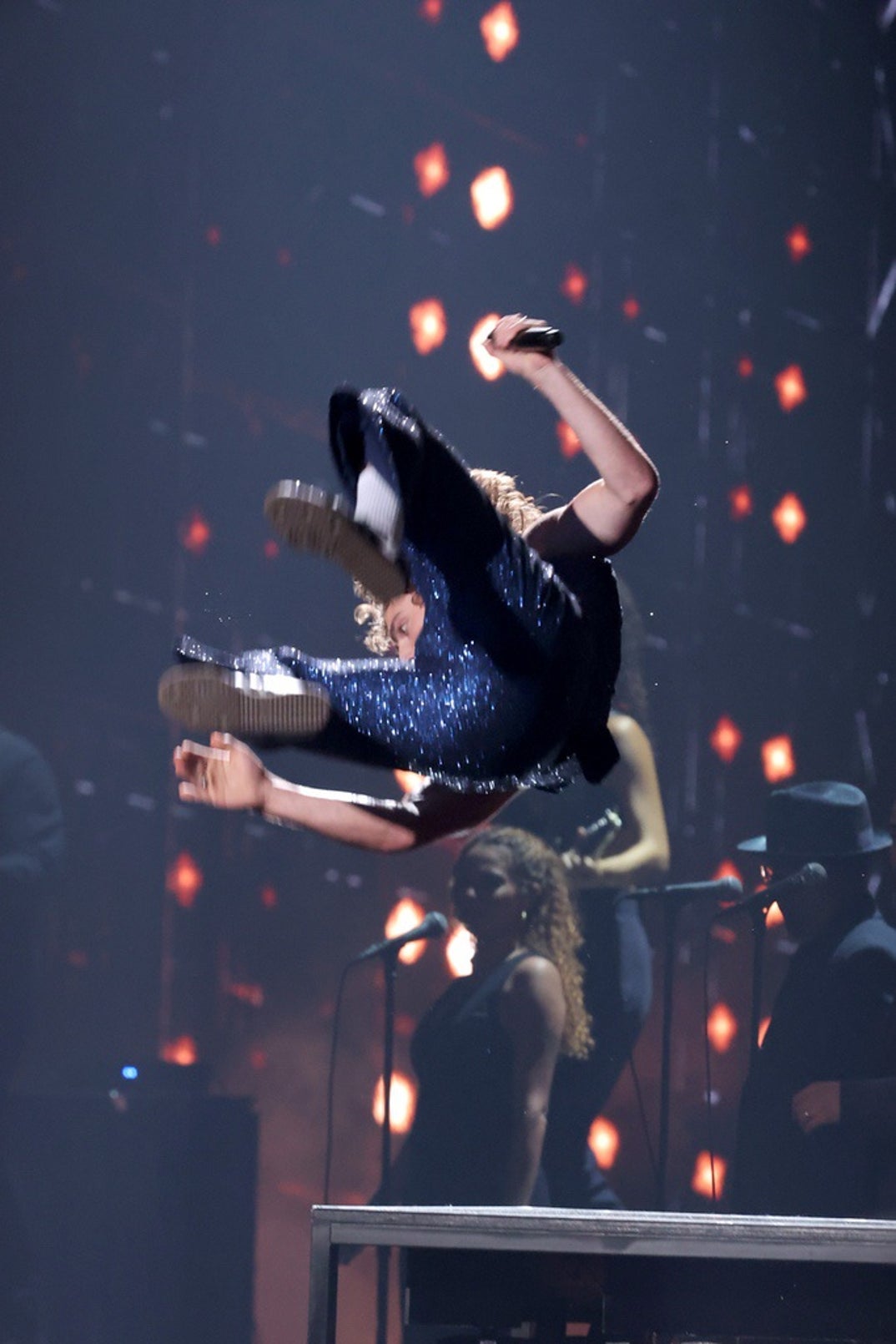 Benson Boone Flipping On Stage 2