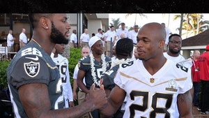 Latavius Murray: I Won't Wear #28 On Vikings ... Too Much Respect for AP