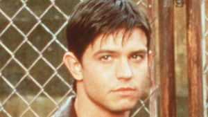 Max Evans on 'Roswell' 'Memba Him?!