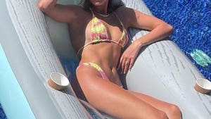 Buoyant Summer Babes -- Float My Boat