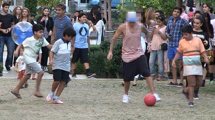 060225_guess_who_justin_bieber_kal