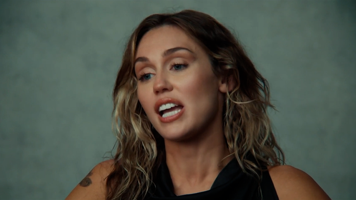 082626_miley_cyrus_KAL