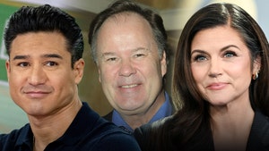 mario lopez Tiffani Thiessen and dennis haskins getty 2