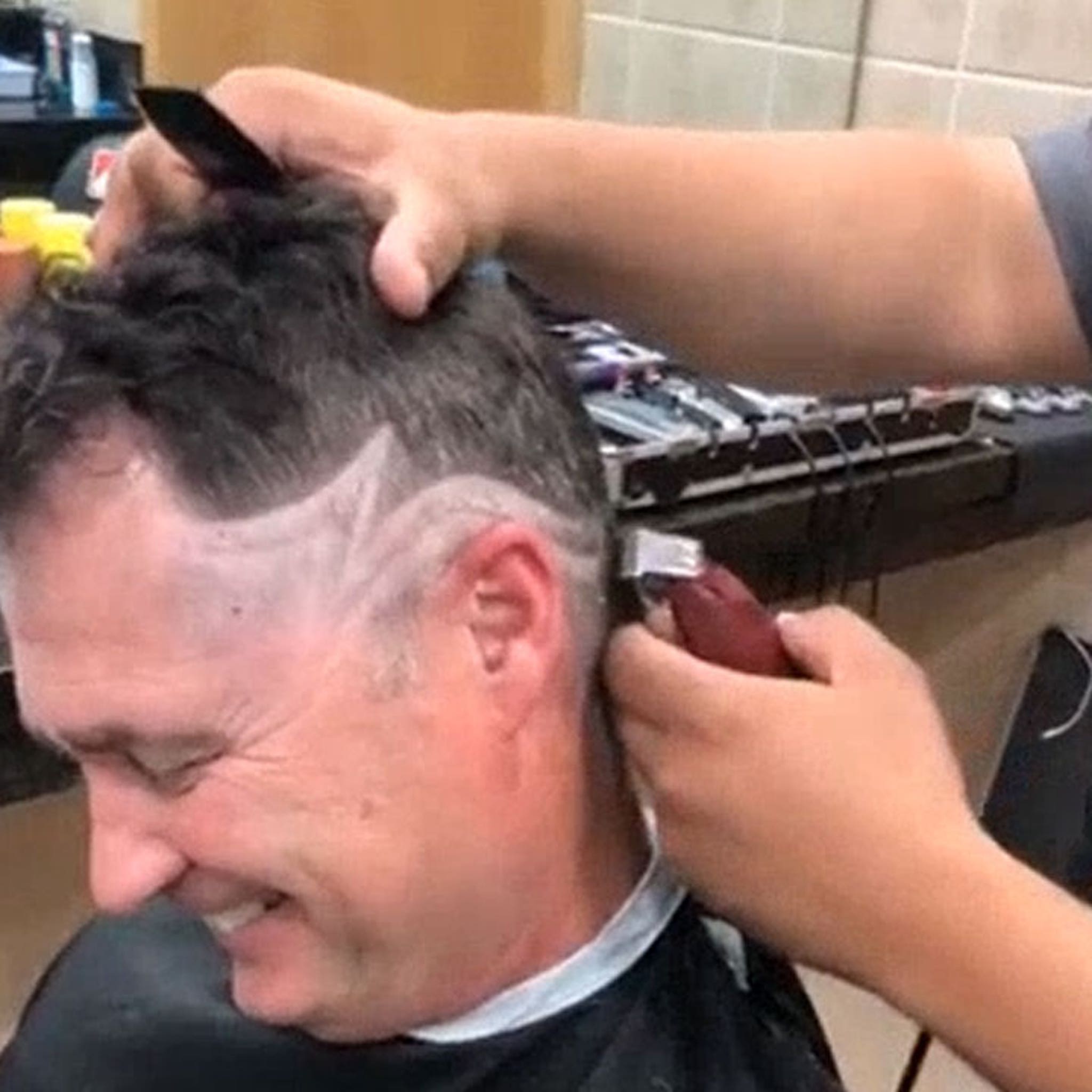 51-Year-Old MLB Manager Gets Wild Haircut After Losing Bet