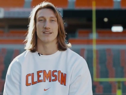 Clemson's Trevor Lawrence Proposes To GF Marissa Mowry, She Said Yes!