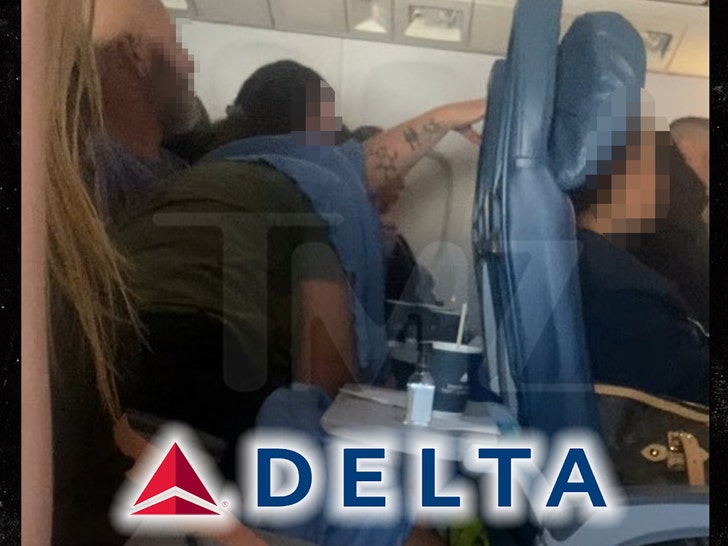 delta flight tmz qwm