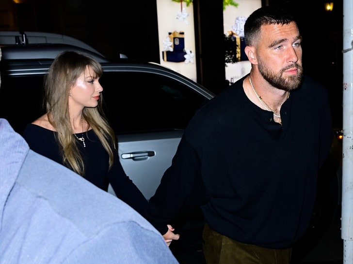 Taylor Swift Travis Kelce Backgrid