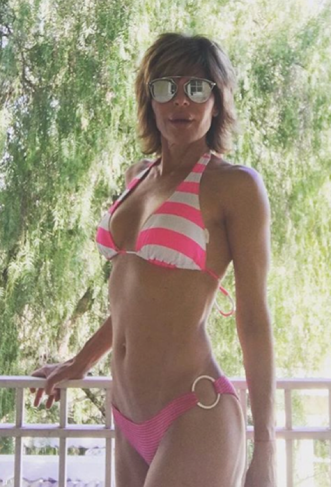 0501_Lisa_Rinna_Hot_Shots09