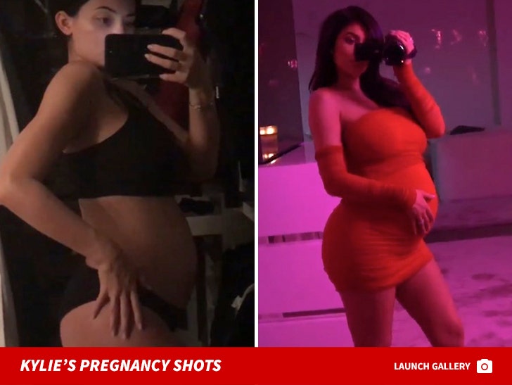 Kylie Jenner's Pregnancy Photos