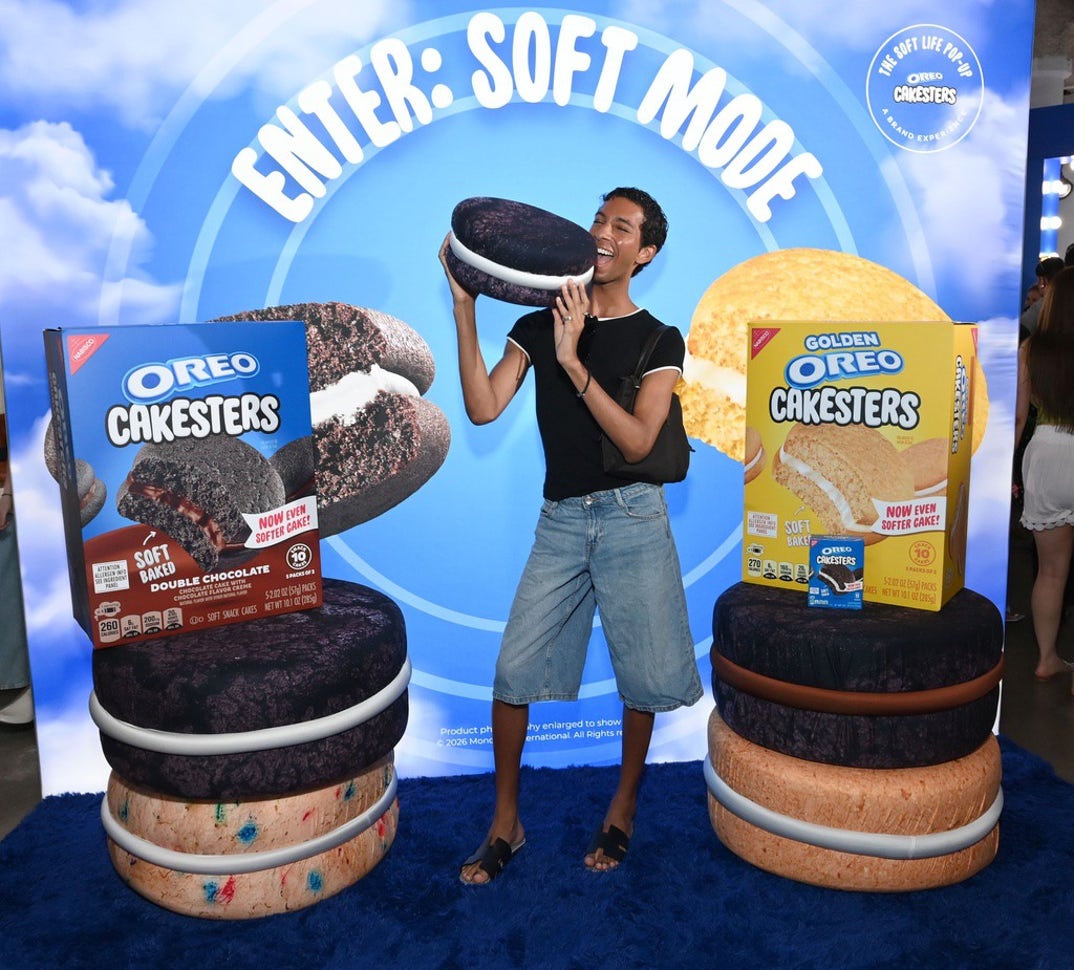 Oreo Cakesters Soft Life Pop Up Celebs 17