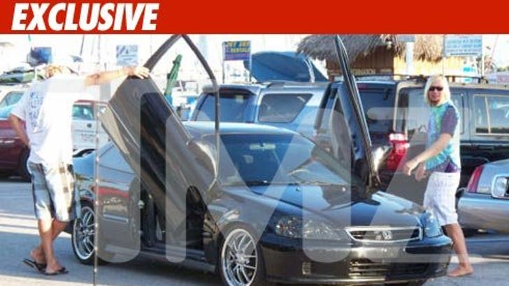 1114_charlie_hill_ex_tmz