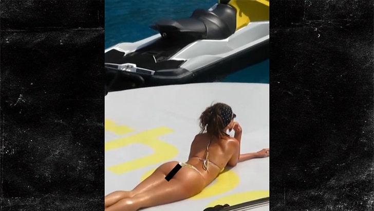 hailey-bieber-kal-07-09-2025
