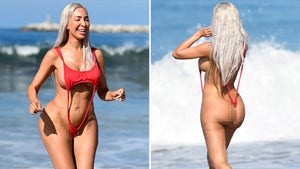 0922-Farrah-Abraham-Borat-Suit-PRIMARY