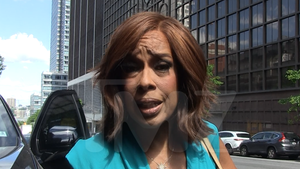 052826 gayle king primary