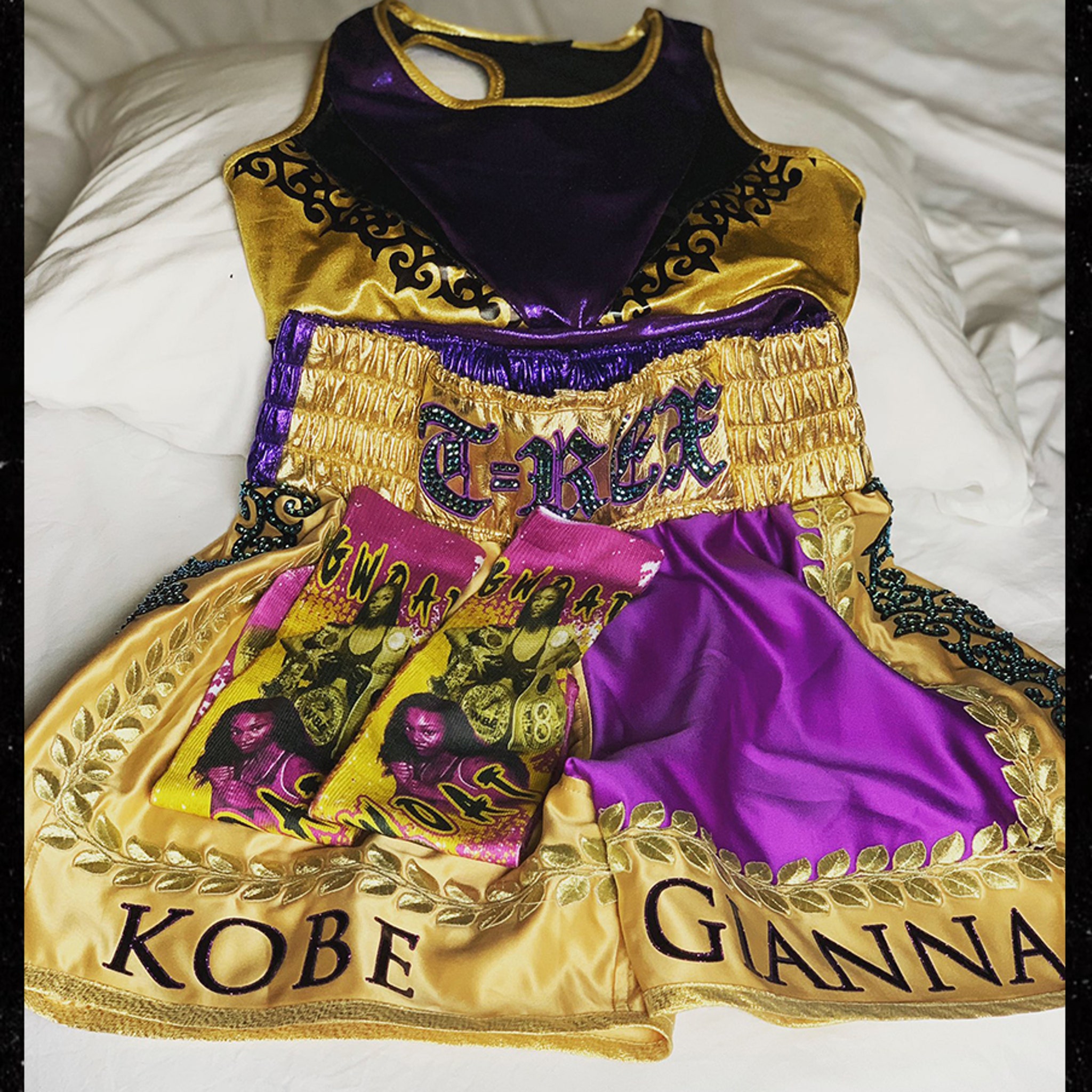 Claressa Shields Pays Tribute to Kobe Bryant With Fight Outfit